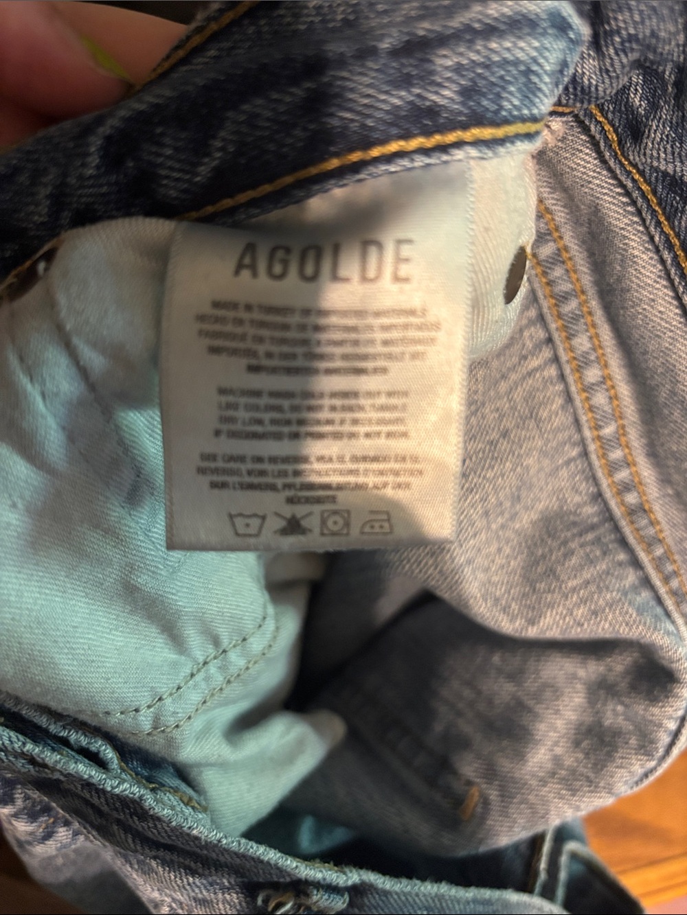 Agolde Riley Jeans NWT - Picture 6 of 6